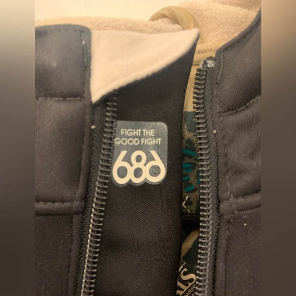 686 WMS Softshell Jacket - Picture 4 of 5